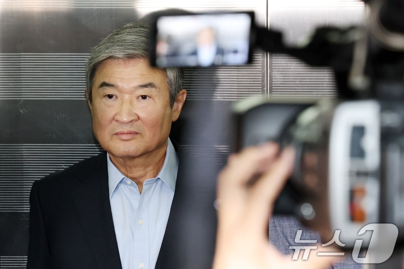 본문 이미지 - 조태용 전 국가정보원장이 29일 오전 서울 서초구 &#39;순직 해병 특검&#39;&#40;이명현 특별검사&#41; 사무실에 피의자 신분으로 출석하고 있다. 2025.7.29/뉴스1 ⓒ News1 민경석 기자