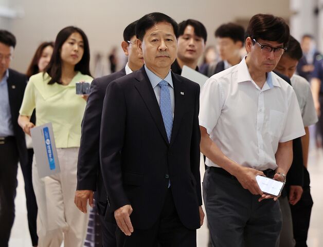 구윤철 부총리, 美 도착 후 러트닉과 2시간 협의…김정관·여한구 동석