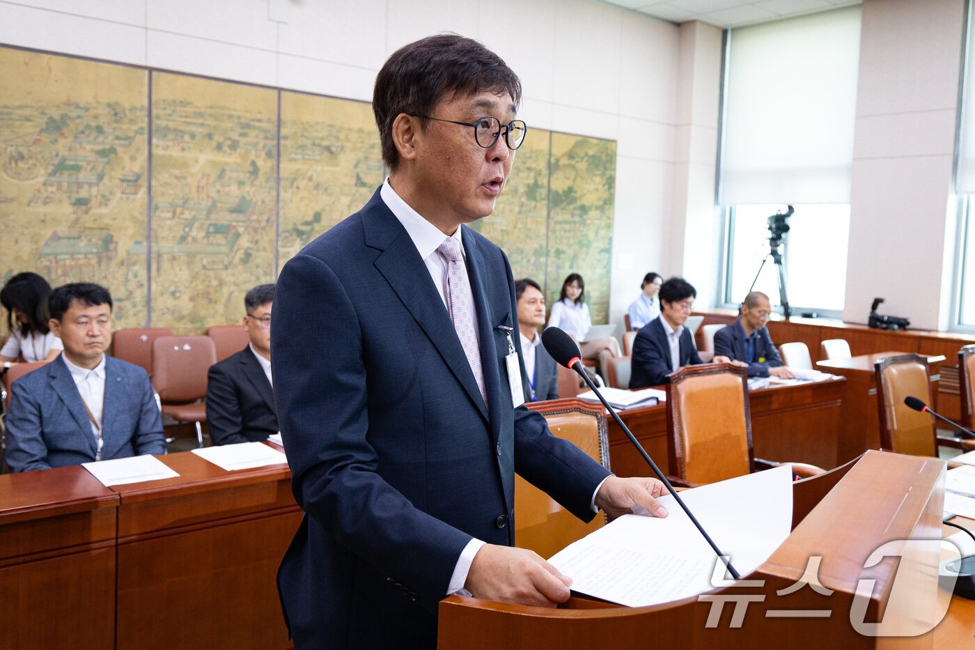 본문 이미지 - 최휘영 문화체육관광부 장관 후보자가 29일 서울 여의도 국회 문화체육관광위원회에서 열린 인사청문회에 출석해 모두 발언을 하고 있다. 2025.7.29/뉴스1 ⓒ News1 유승관 기자