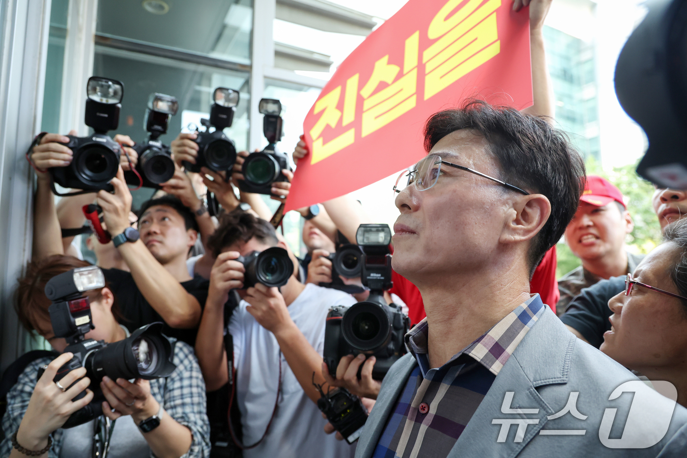 임성근 전 해병단장, 특검 사무실 출입 거부…'순직 해병 특검' 난항 지속