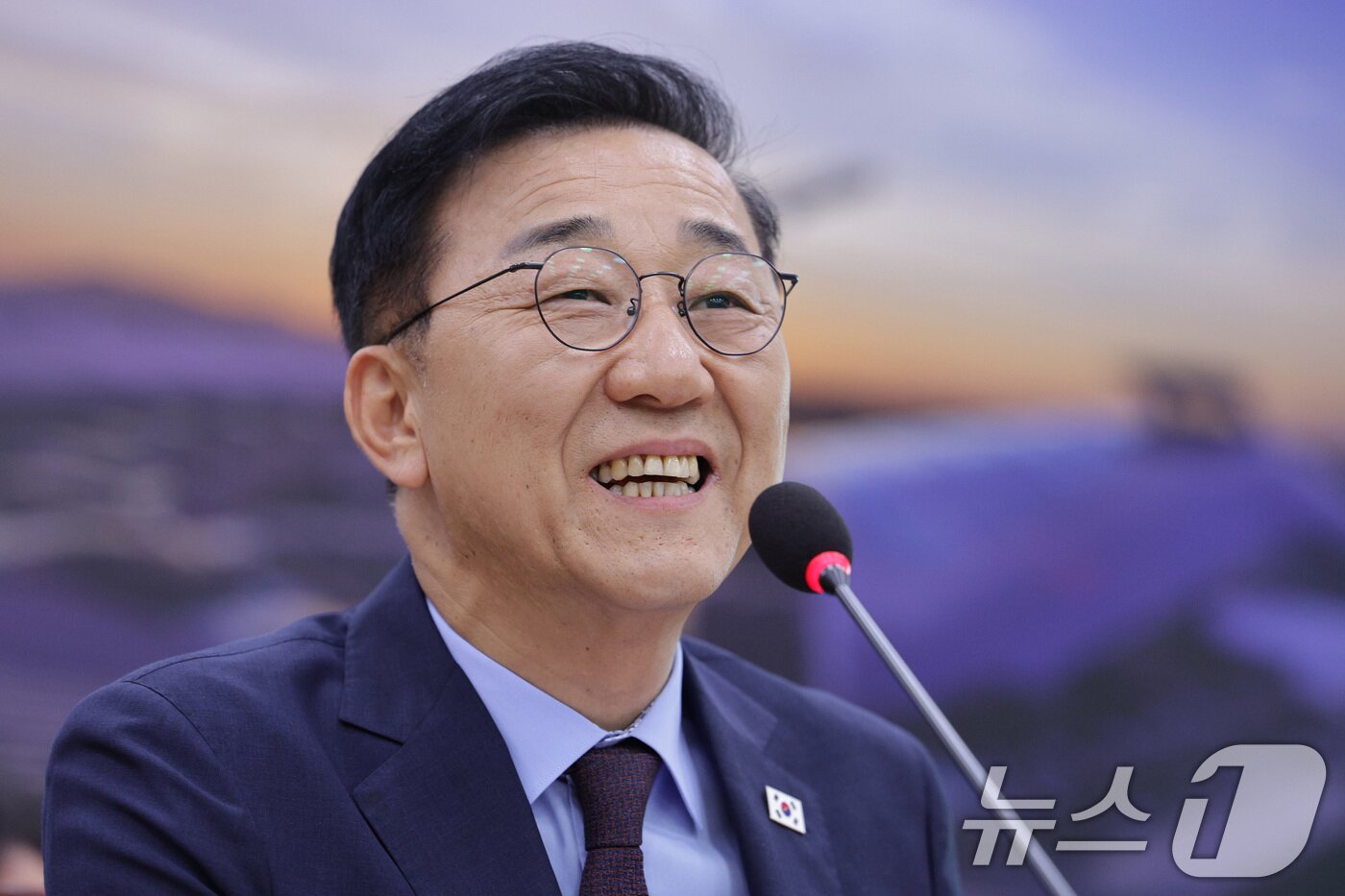 본문 이미지 - 김윤덕 국토교통부 장관 후보자가 29일 오전 서울 여의도 국회 국토교통위원회에서 열린 인사청문회에서 의원 질의에 답변하고 있다. 2025.7.29/뉴스1 ⓒ News1 신웅수 기자