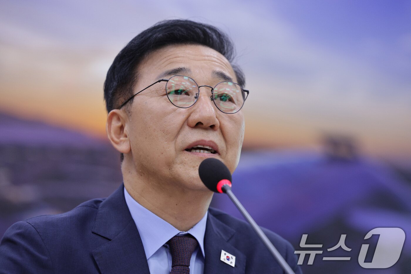 본문 이미지 - 김윤덕 국토교통부 장관 후보자가 29일 오전 서울 여의도 국회 국토교통위원회에서 열린 인사청문회에서 의원 질의에 답변하고 있다. 2025.7.29/뉴스1 ⓒ News1 신웅수 기자