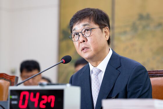 최휘영 후보자 "트리플 적자, 코로나 여파…연봉 인상은 야놀자 편입 이후"