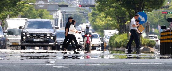 올 여름 펄펄 끓었던 전북, 기온·열대야 기록 갈아치워