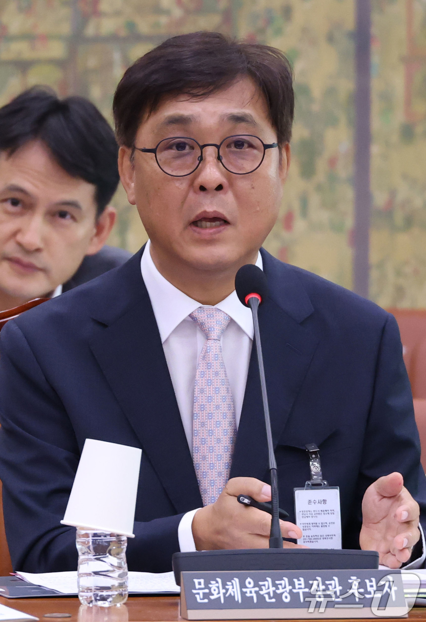 (서울=뉴스1) 이광호 기자 = 최휘영 문화체육관광부 장관 후보자가 29일 서울 여의도 국회 문화체육관광위원회에서 열린 인사청문회에 출석해 의원 질의에 답하고 있다.  2025.7 …