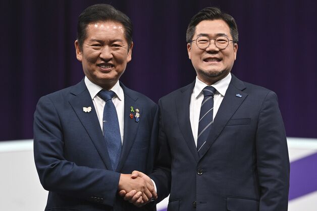 정청래·박찬대 "조국 사면? 대통령 고유 권한" 한목소리
