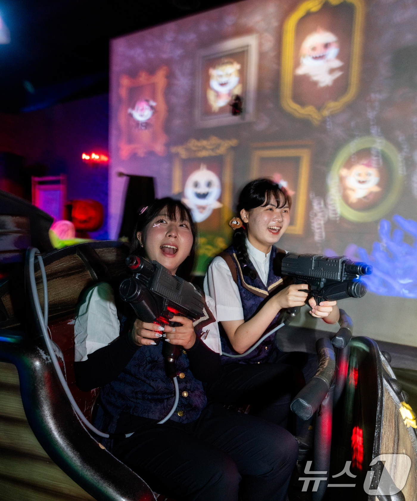 (서울=뉴스1) = 전세계 어린이들에게 많은 인기를 끌고 있는 핑크퐁 아기상어가 에버랜드를 찾아온다.삼성물산 리조트부문(사장 정해린) 에버랜드는 오는 4일부터 8월 3일까지 글로벌 …