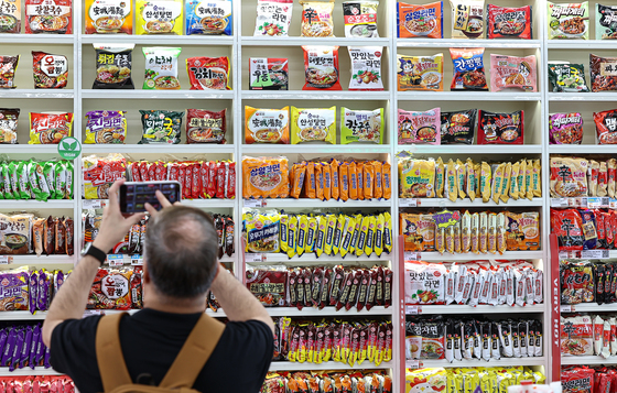 작년 K-푸드+ 수출 136억달러 '역대 최대'…"올해 160억달러 목표"