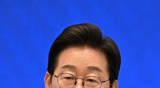 '취임 30일' 기자회견 하는 이재명 대통령