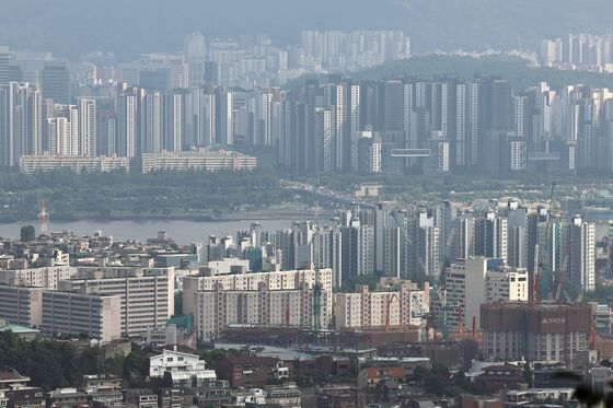 6억 대출 규제에 '팔자' 멈춘 집주인들…전·월세 전환 늘었다