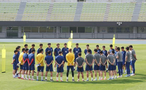홍명보호, 일본전 대비 전술 훈련 시작 "한일전 대가리 박고 뛰겠다"