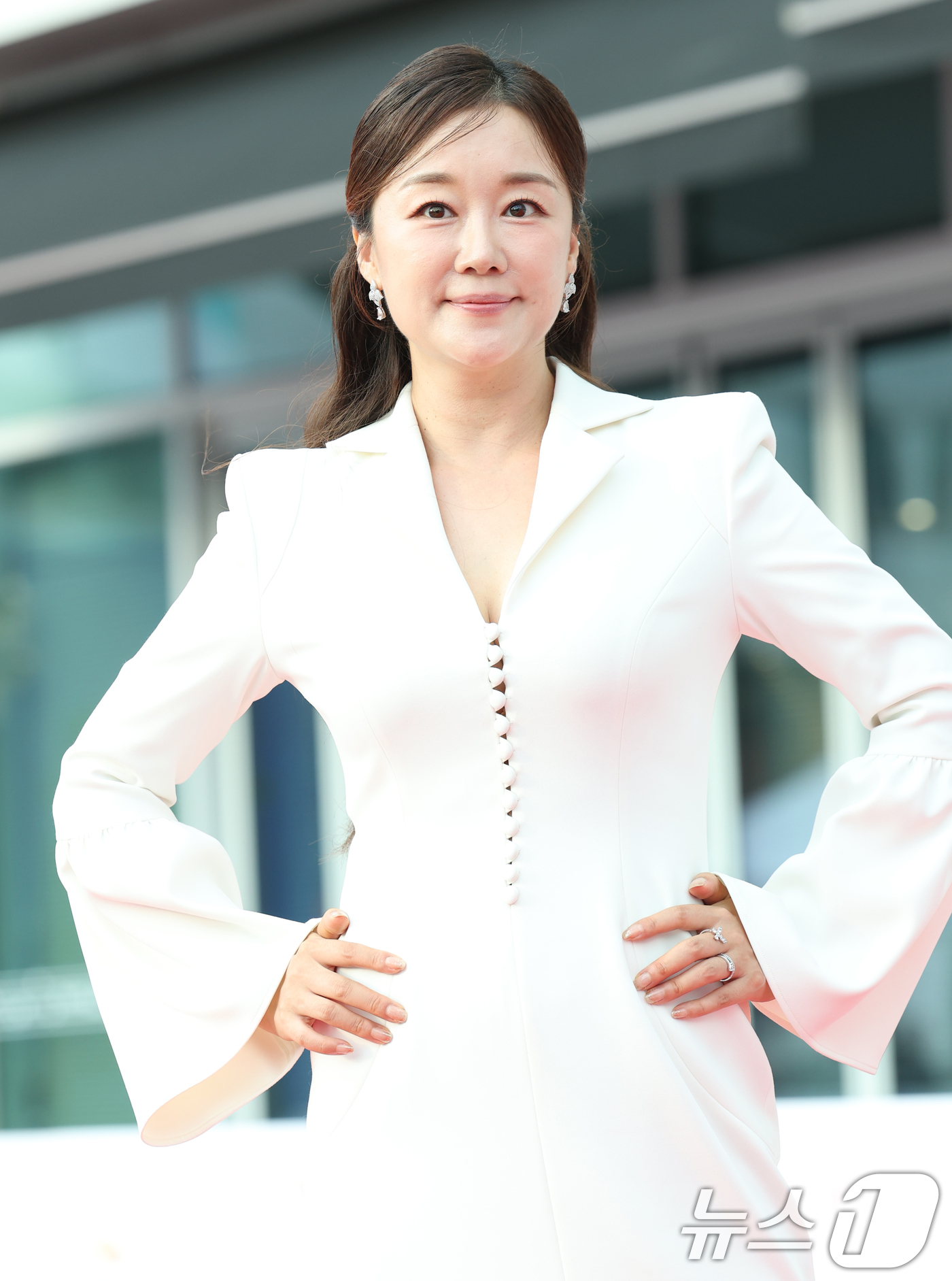 (부천=뉴스1) 권현진 기자 = 배우 정재연이 3일 오후 경기도 부천시청에서 열린 제29회 부천국제판타스틱영화제 행사에 참석해 포즈를 취하고 있다. 2025.7.3/뉴스1