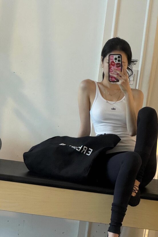 본문 이미지 - 손나은/인스타그램 캡처