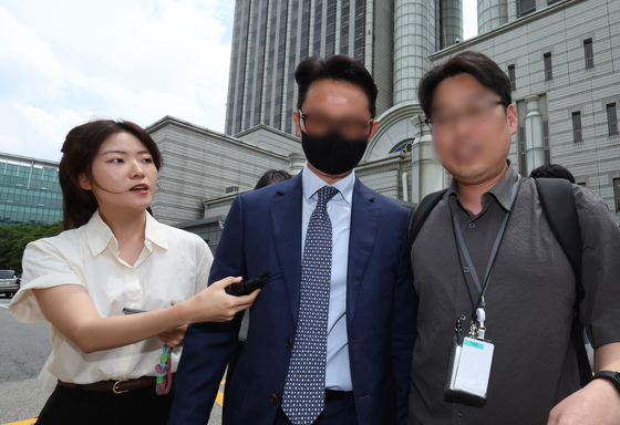 김건희 특검 "尹서포터즈 추진 후 통일교 신도 2400명 당원 가입"