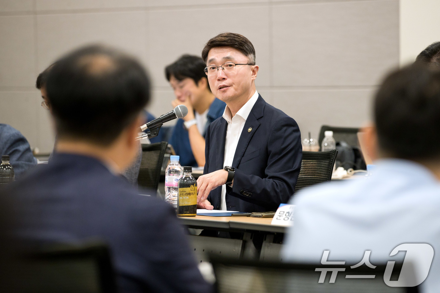 (서울=뉴스1) = 류제명 과학기술정보통신부 제2차관이 30일 서울 중구 대한상공회의소에서 열린 '피지컬 인공지능(AI) 산학연 간담회'에서 인사말을 하고 있다. (과학기술정보통신 …