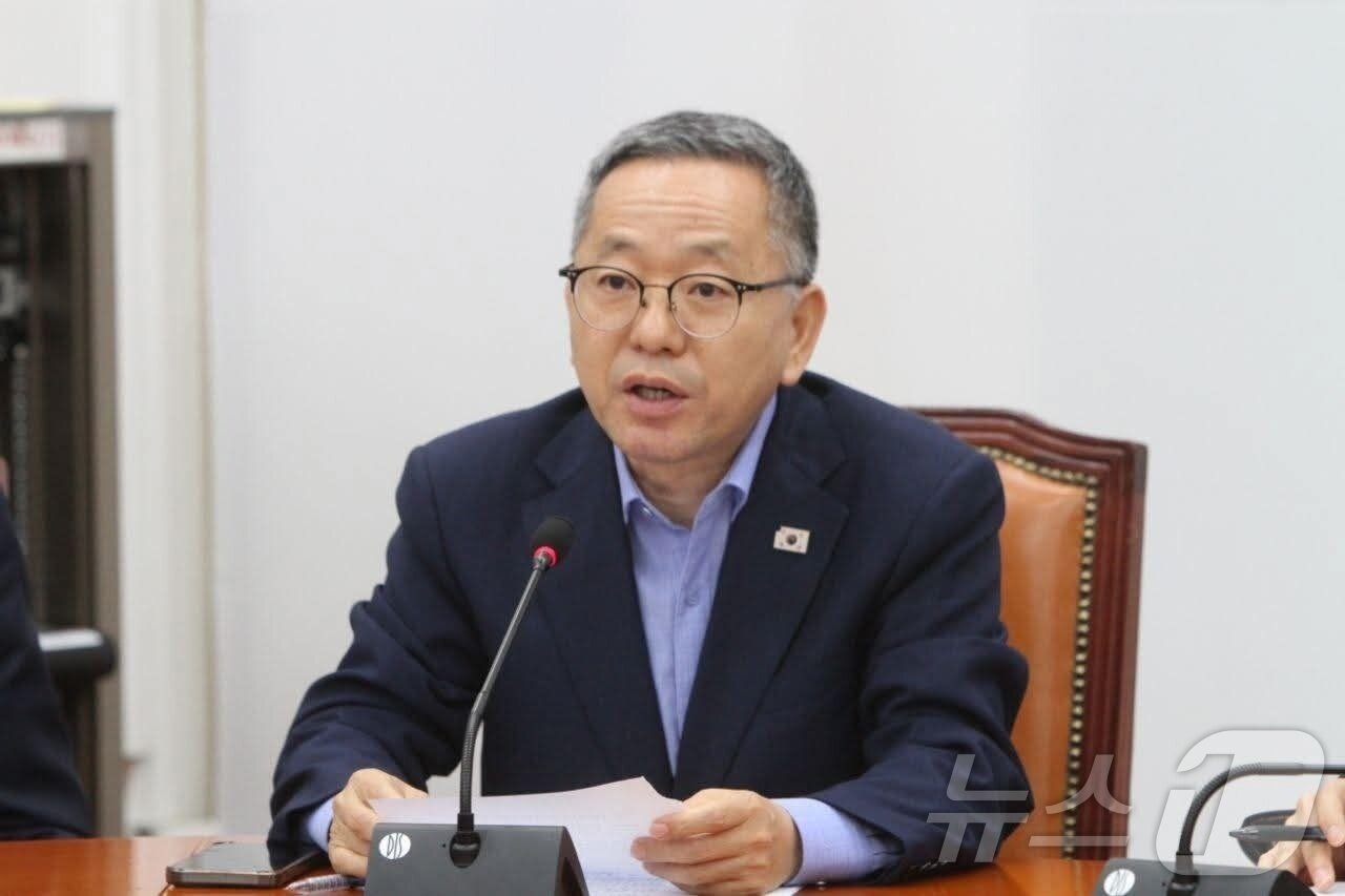 본문 이미지 - 김문수 더불어민주당 의원. 뉴스1 ⓒ News1 김동수 기자