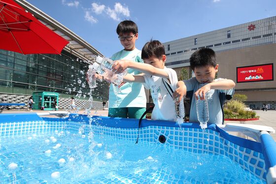 7월 마지막 날, 낮 최고 37도 '후끈'…경기북부·전남 서해안에 비(종합)