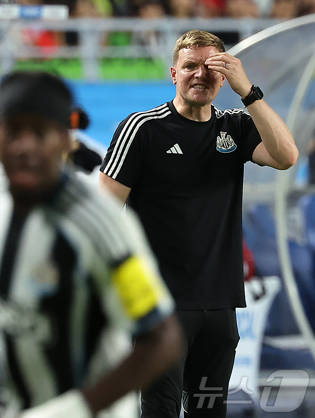 (수원=뉴스1) 김진환 기자 = 30일 오후 경기 수원시 팔달구 수원월드컵경기장에서 열린 쿠팡플레이 시리즈 팀 K리그와 잉글랜드 프리미어리그 뉴캐슬 유나이티드의 경기, 후반 뉴캐슬 …