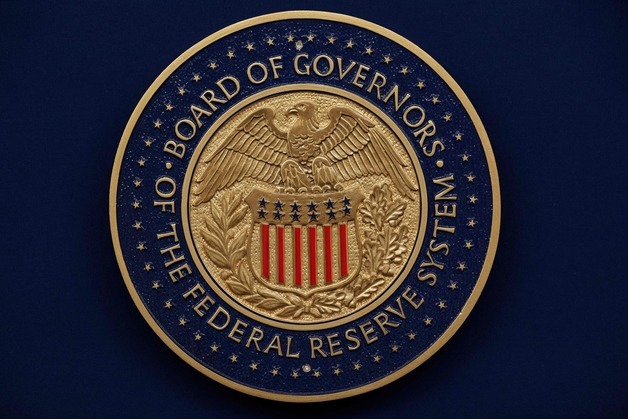 美연준 내부분열 있겠지만…경제학자 85% "이번주 금리인하"