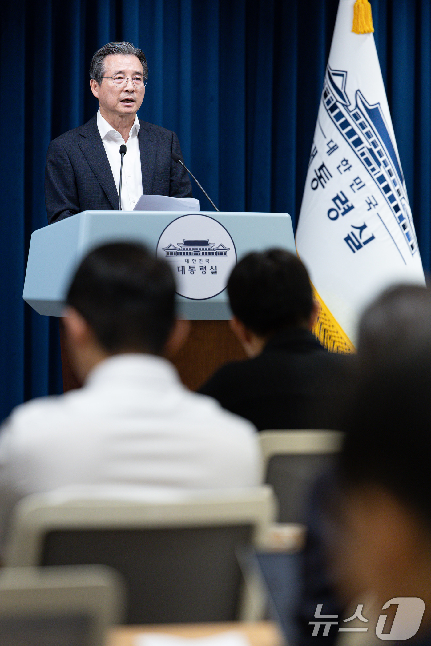 (서울=뉴스1) 이재명 기자 = 김용범 정책실장이 31일 서울 용산 대통령실 청사에서 한미 관세 협상 타결 관련 브리핑을 하고 있다. 2025.7.31/뉴스1