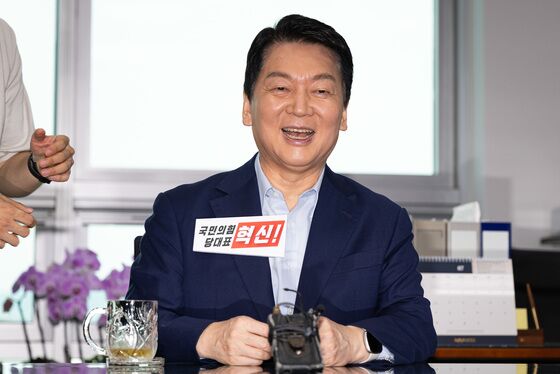 안철수, 서부지법 찾아 "극단세력과 절연은 당 혁신 제 1원칙"