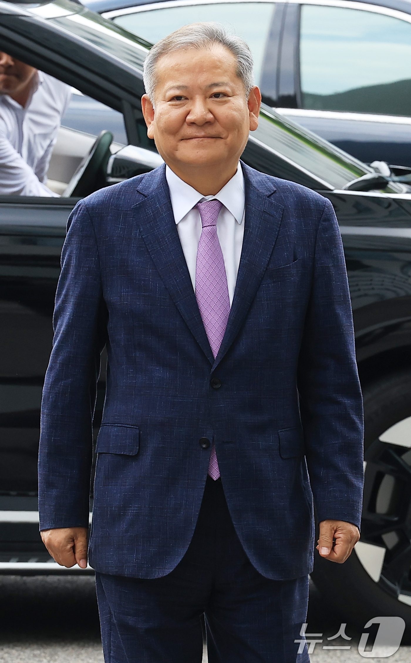 (서울=뉴스1) 박정호 기자 = 구속 전 피의자 심문(영장실질심사)을 앞둔 이상민 전 행정안전부 장관이 31일 오후 내란특검이 위치한 서울 서초동 서울고등검찰청으로 출석하고 있다. …