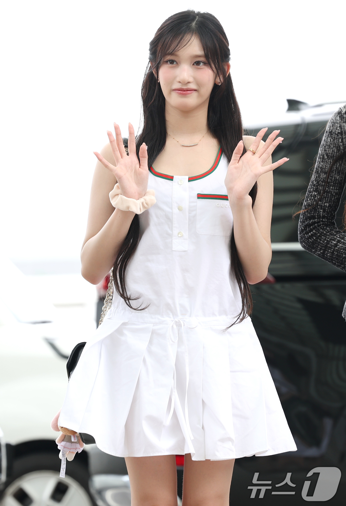 (인천공항=뉴스1) 권현진 기자 = 아이브 이서가 31일 오전 해외 일정을 위해 인천국제공항을 통해 미국 LA로 출국하고 있다. 2025.7.31/뉴스1