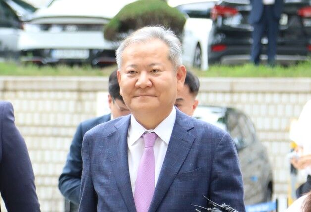 '언론사 단전·단수 의혹' 이상민 구속…"증거인멸 염려"