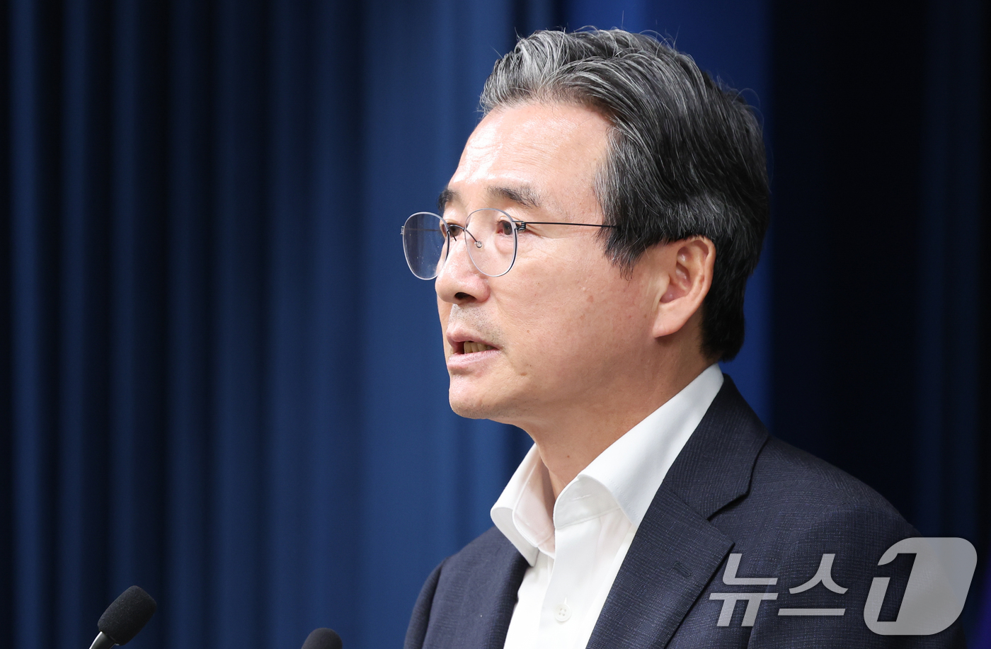 (서울=뉴스1) 허경 기자 = 김용범 정책실장이 31일 서울 용산구 대통령실 청사에서 한국형 차세대 전력망 관련 브리핑을 하고 있다. 2025.7.31/뉴스1