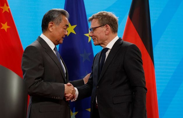中왕이, 獨외무에 "中-EU 무역전쟁 안돼…獨 적극적 역할 요청"