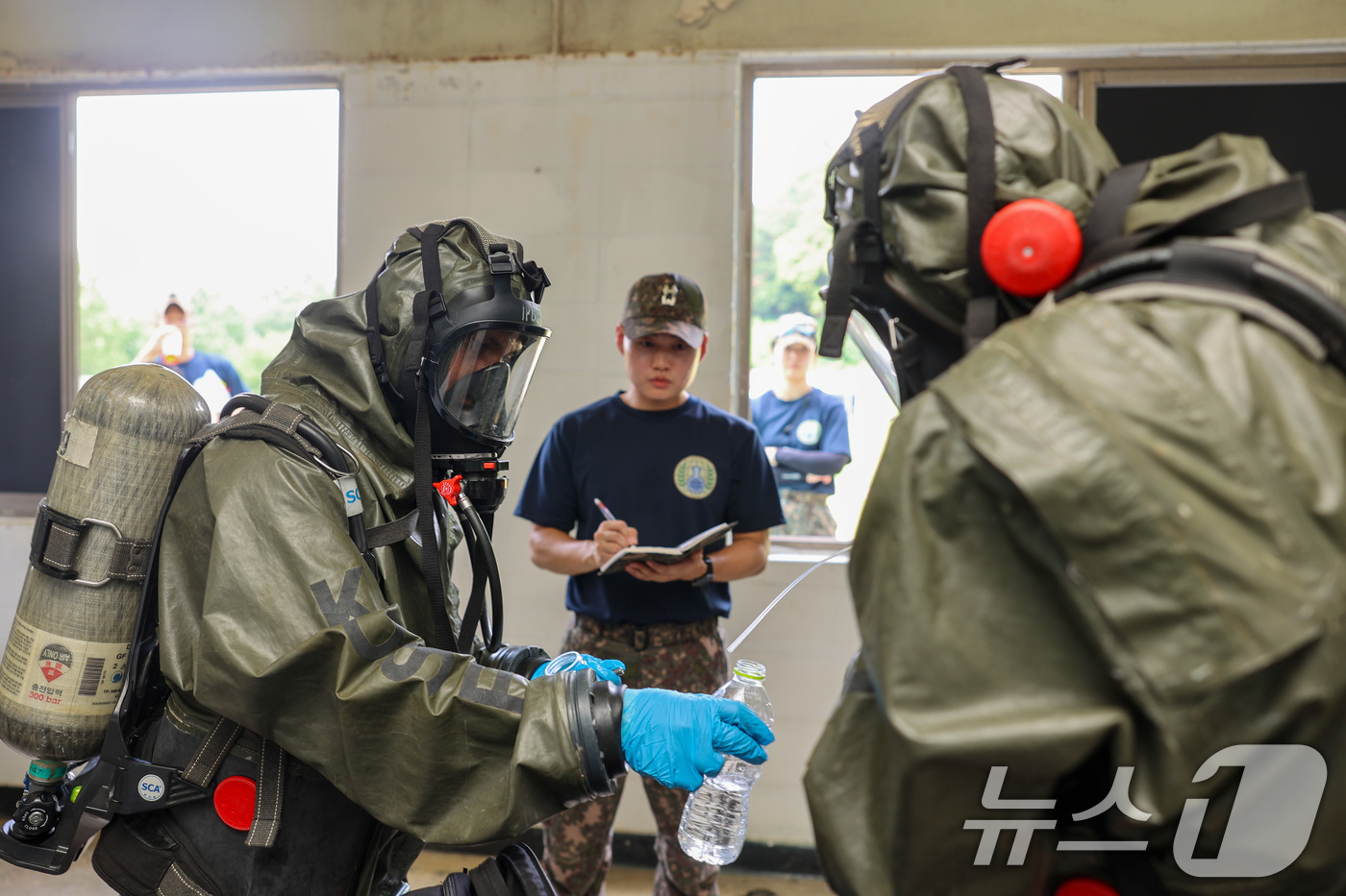 (서울=뉴스1) = 국군화생방방호사령부는  지난 6월 30일부터 4박 5일간 화학무기금지협약 이행·감독 국제기구인 화학무기금지기구의 아시아·중동 지역 9개 회원국을 대상으로 국제화 …