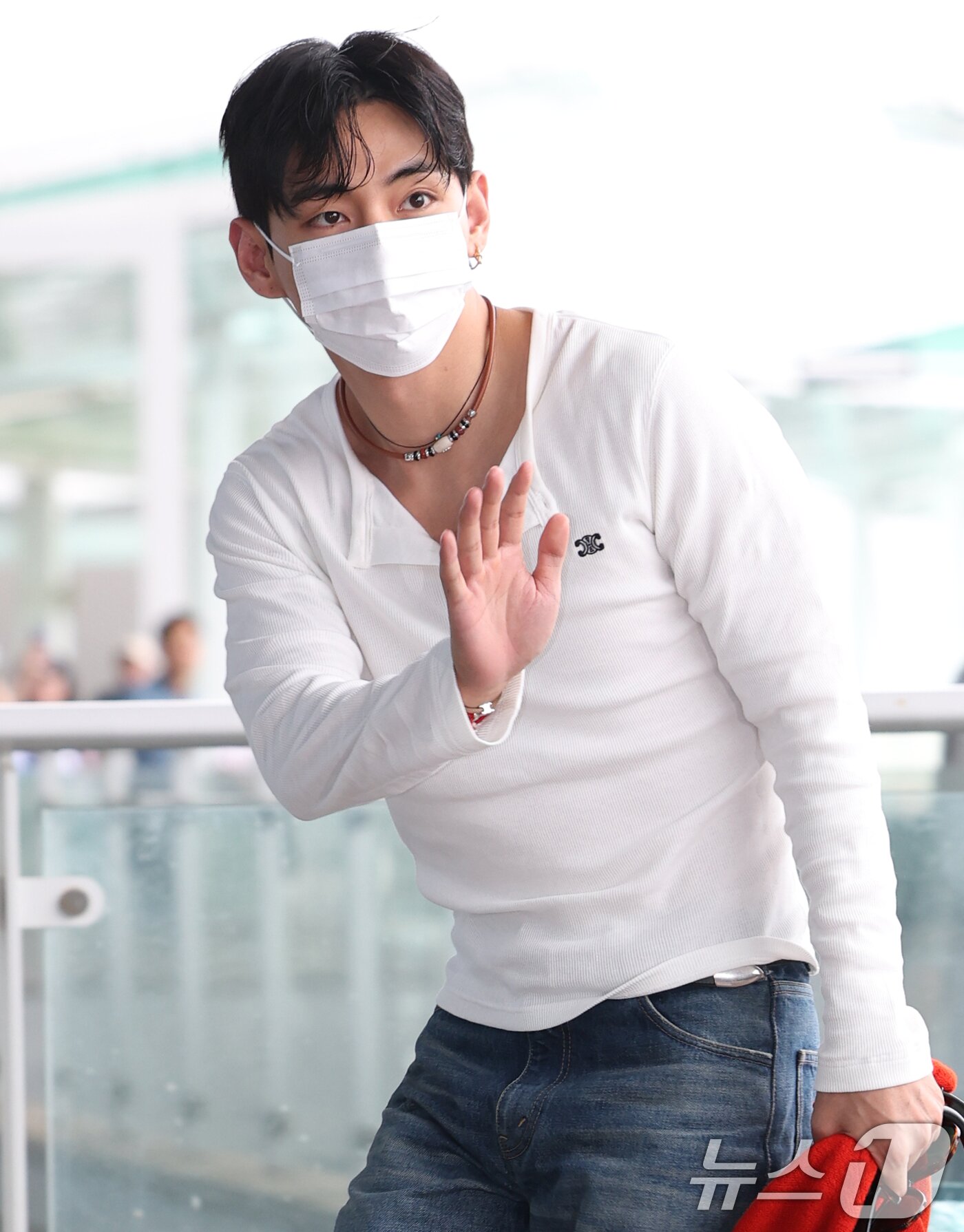 BTS 뷔, 안기고픈 태평양 어깨