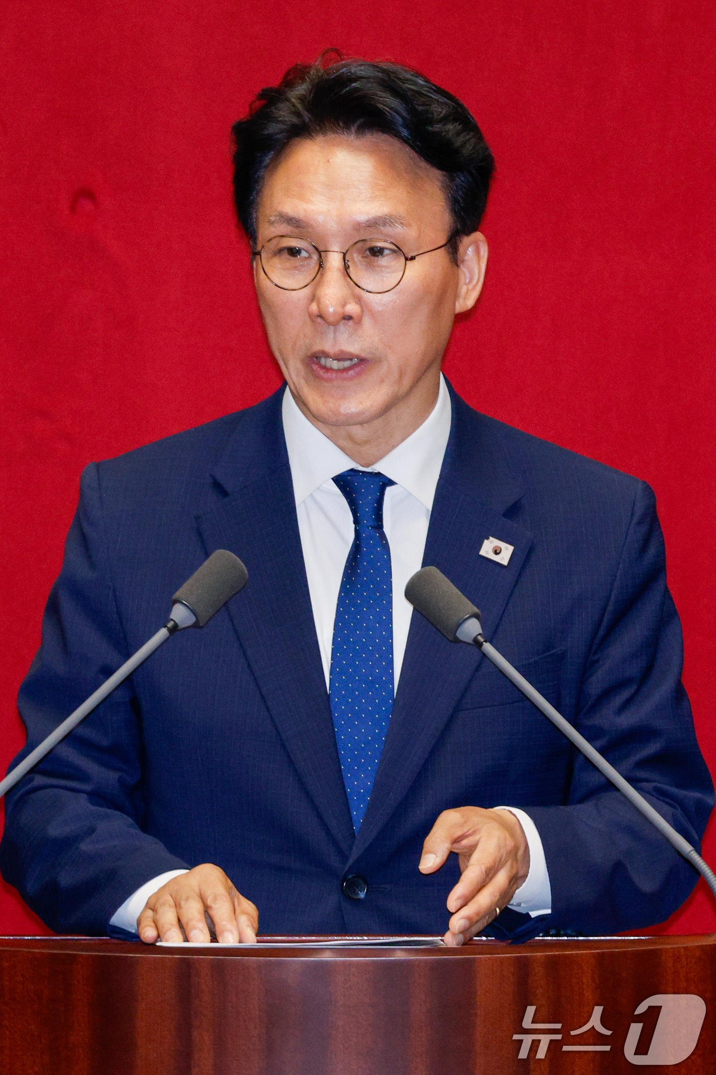 (서울=뉴스1) 안은나 기자 = 김민석 국무총리가 4일 오후 서울 여의도 국회에서 열린 제426회국회(임시회) 제5차 본회의에서 2025년도 제2회 추가경정예산안 통과에 대한 정부 …