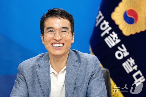 본문 이미지 -  신창훈 지하철경찰대 지하철안전계장이 2일 서울 성동구 왕십리역 지하철경찰대에서 뉴스1과 인터뷰하고 있다. 2025.7.2 ⓒ 뉴스1 이승배 기자 