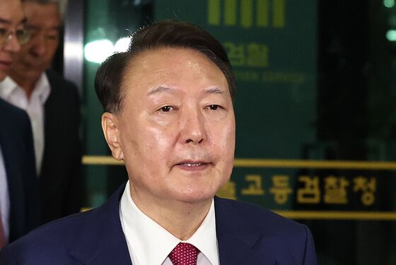 [뉴스1 PICK]내란특검 2차 소환에도 혐의 대부분 부인한 尹, 굳은 표정으로 귀가