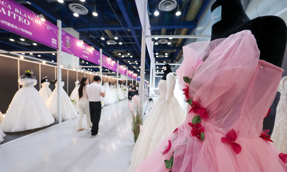 웃돈 받고도 '알바' 보낸 웨딩 스냅 촬영 업체 불송치