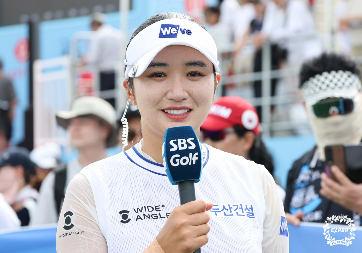 (서울=뉴스1) = 박혜준이 6일 인천 청라 베어즈베스트청라CC에서 열린 '제15회 롯데오픈' 최종라운드에서 우승을 차지한 후 인터뷰를 하고 있다. (KLPGA 제공. 재판매 및 …