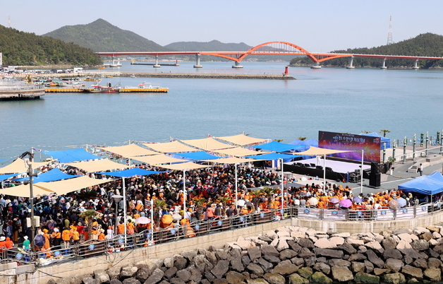 "토요일엔 강진으로"…마량놀토수산시장 11일 개장