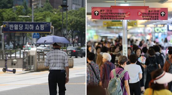 폭염에 텅 빈 도심 '더위피해 실내로'