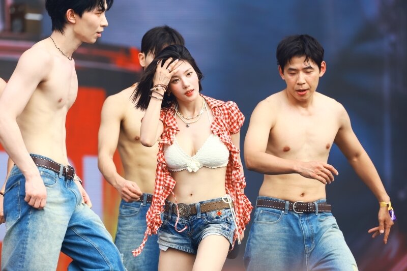 본문 이미지 - 권은비