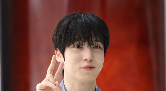 윤호, 개구쟁이 브이