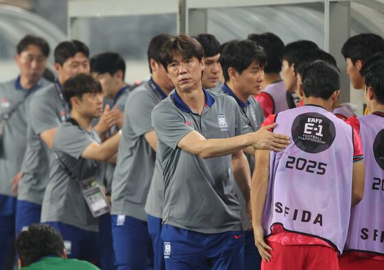 산뜻하게 출발한 홍명보호, 8일 오전 훈련 후 외박으로 충전