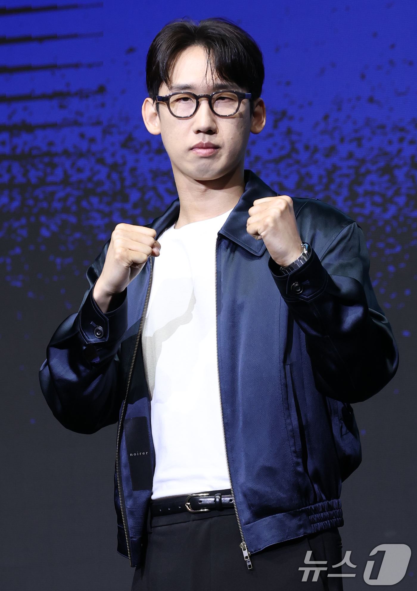 (서울=뉴스1) 권현진 기자 = 배우 이상진이 8일 서울 영등포구 콘래드호텔에서 열린 디즈니+ 오리지널 시리즈 '파인: 촌뜨기들' 제작발표회에 참석해 포즈를 취하고 있다.'파인: …