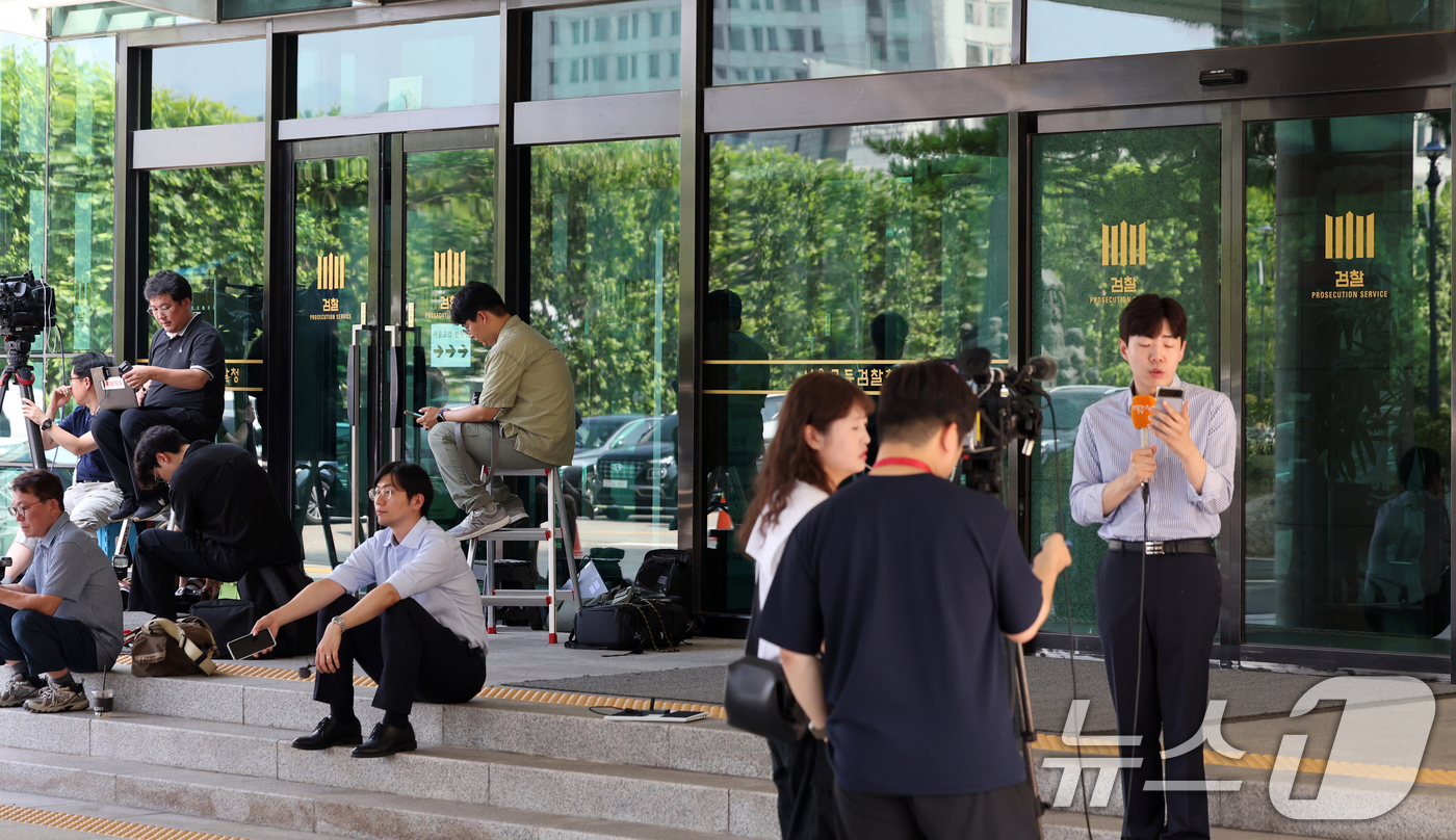 (서울=뉴스1) 황기선 기자 = 윤석열 전 대통령의 구속 전 피의자 심문(영장실질심사)를 하루 앞둔 8일 서울 서초구 서울고등검찰청에 마련된 조은석 특별검사(내란특검 특검) 사무실 …