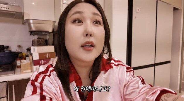 풍자, 열애설 목격담에 직접 입 열었다 "무슨 연애냐…돈 벌어야지"