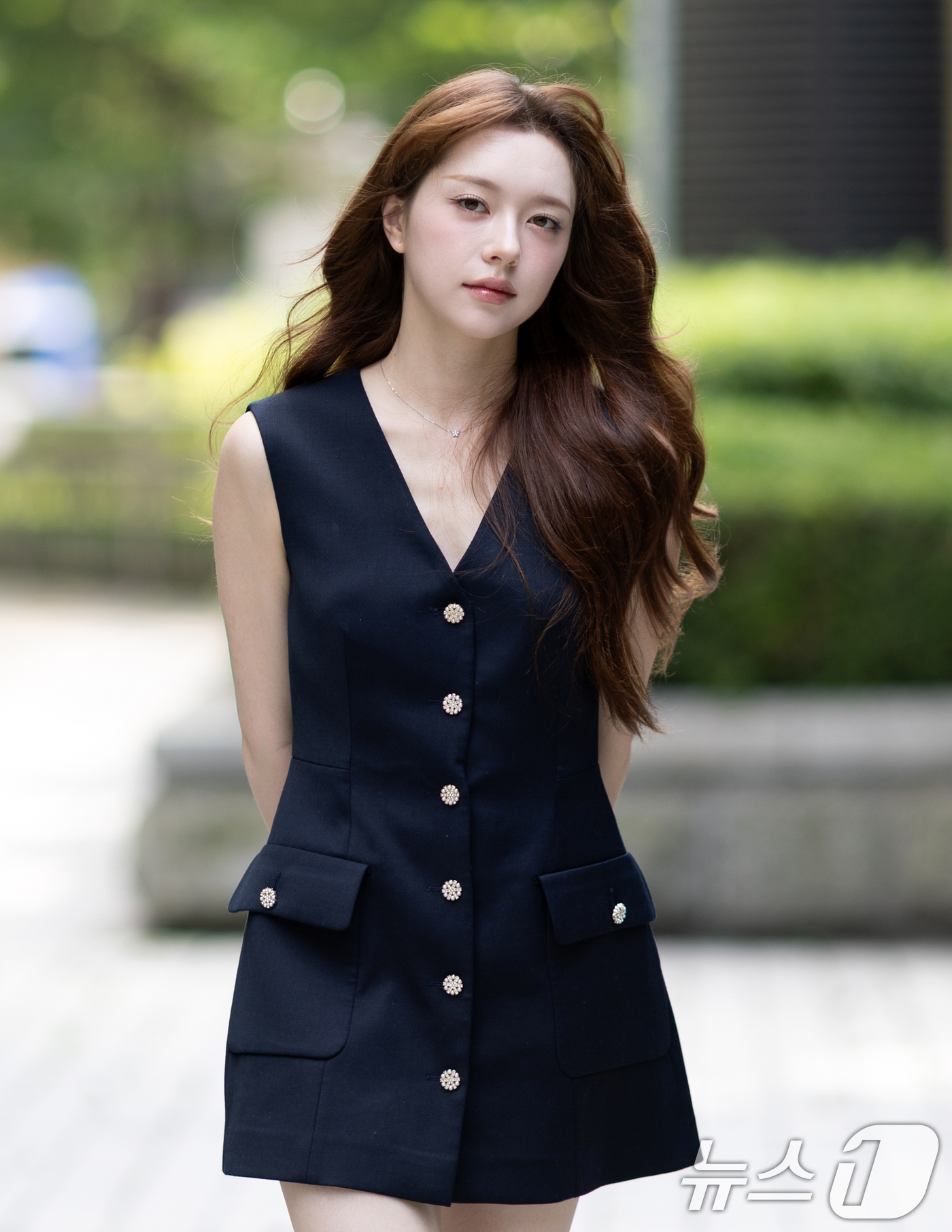 (서울=뉴스1) 이승배 기자 = 피프티피프티 문샤넬이 서울 종로구 뉴스1 본사에서 뉴스1과의 인터뷰 전 포즈를 취하고 있다. 2025.7.20/뉴스1