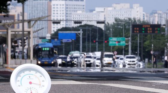 서울 '37.1도' 역대급 폭염…7월 상순 가장 더운 날