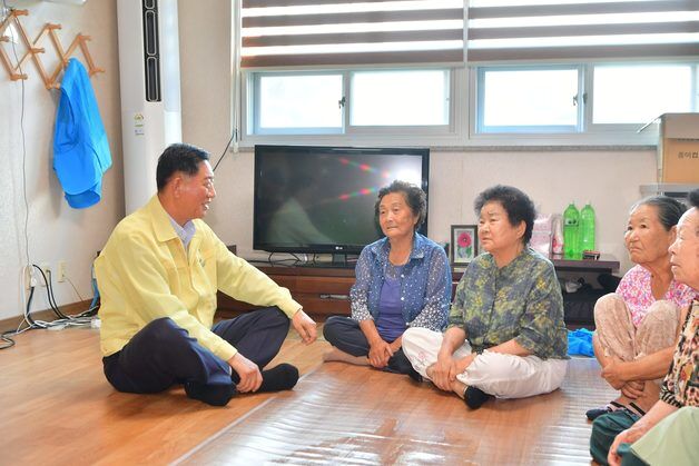 장성군, 연이은 찜통더위에 무더위쉼터 야간개방 나서