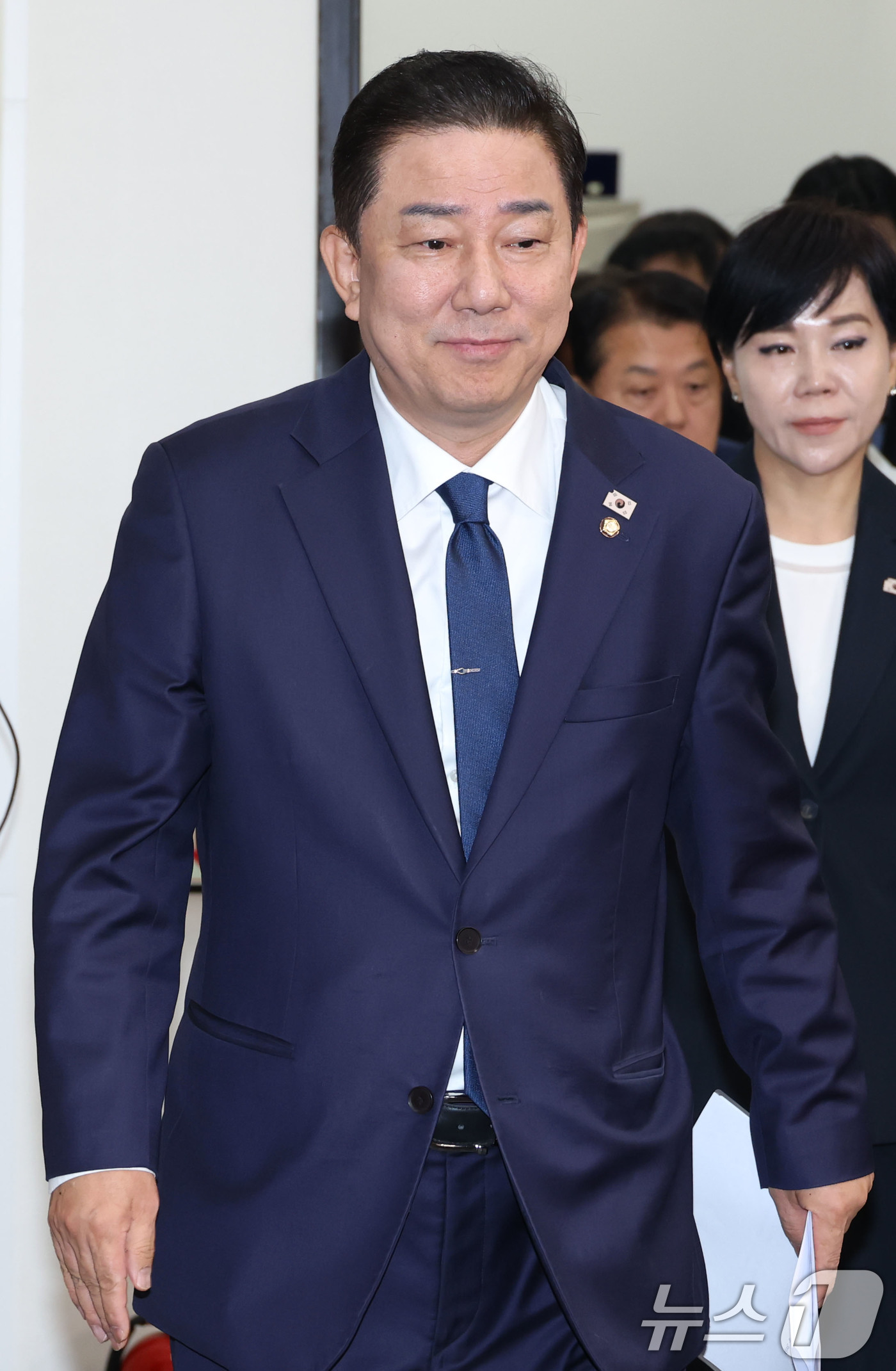 (서울=뉴스1) 이광호 기자 = 김병기 더불어민주당 대표 직무대행 겸 원내대표가 9일 오전 서울 여의도 국회에서 열린 최고위원회의에 참석하고 있다.  2025.7.9/뉴스1