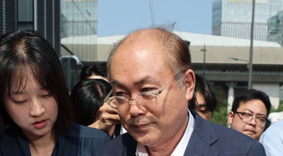 김건희 특검 사무실 출석하는 정창래 전 삼부토건 대표